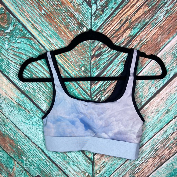 COR Intimates Ultracor Twilight Blue Clouds Scoop Neck Blue Sports Bra NWT - Picture 2 of 8